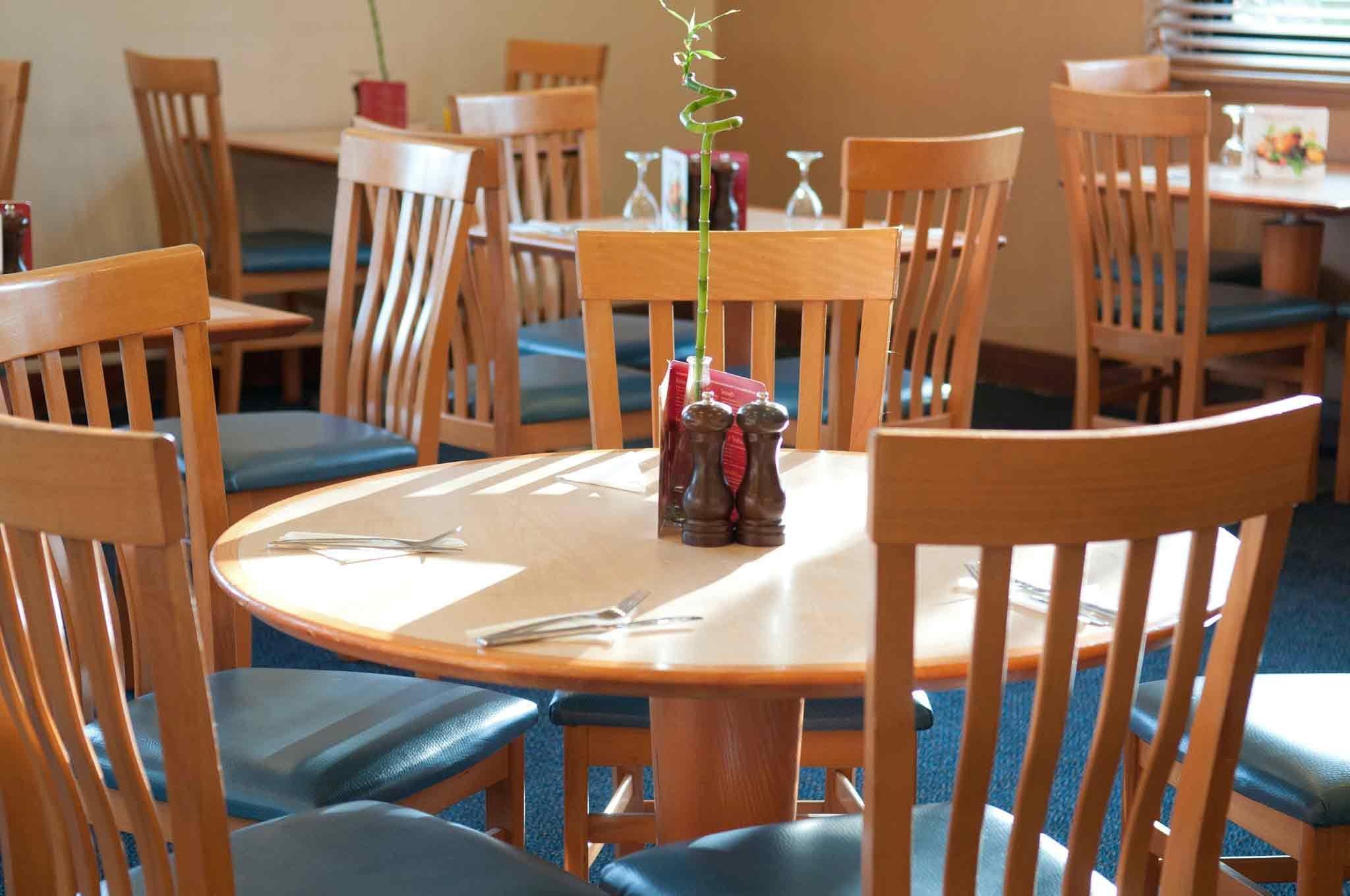 Ibis Wellingborough Hotel Bagian luar foto