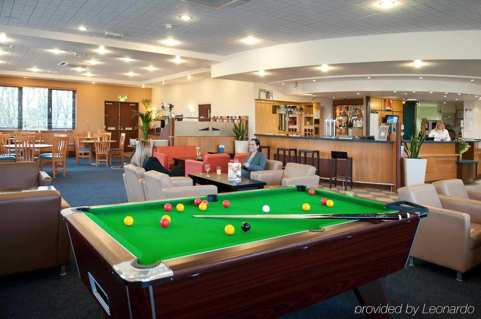 Ibis Wellingborough Hotel Bagian luar foto