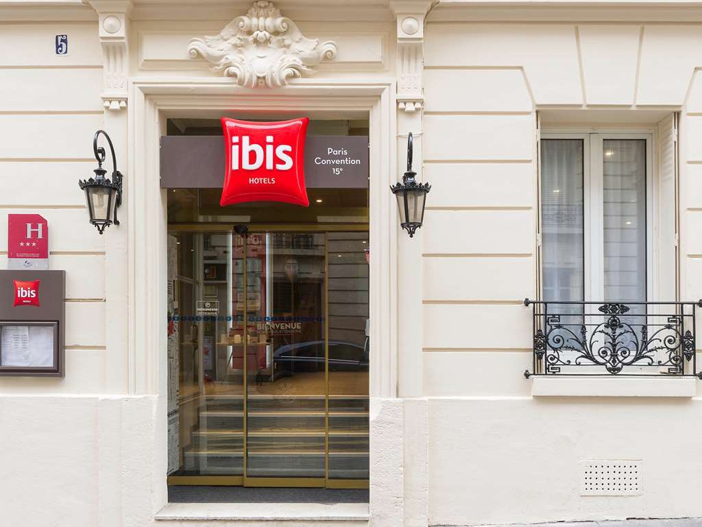 Ibis Wellingborough Hotel Bagian luar foto